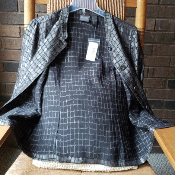 Additions by Chico jacket, size 1 or med/8 - Picture 5 of 7